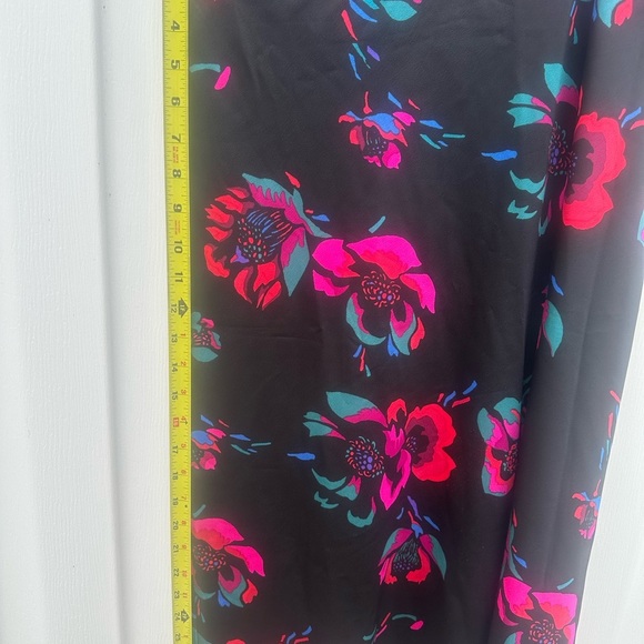 J. Crew Black Floral A-Line Skirt - Picture 10 of 10